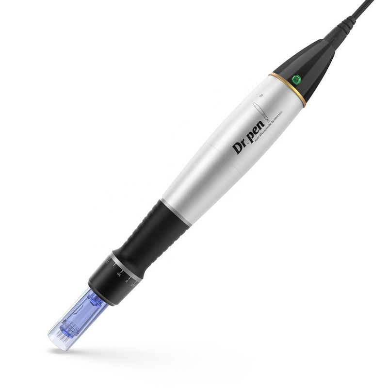 Schwarze Ringe mühelos mit elektrischem Dr.Pen A1 Micro Needle Roller OEM behandeln