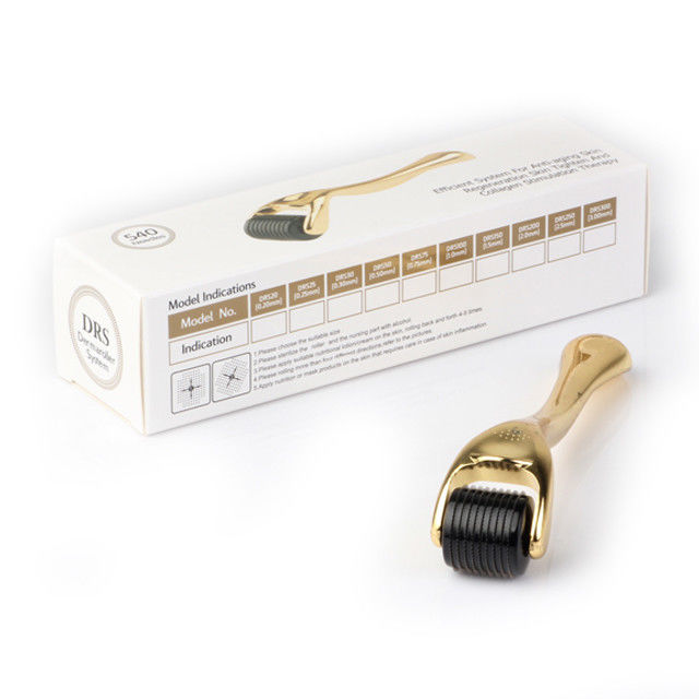 Home NO Stecker Typ 540-Pin Derma-Roller mit Goldfarben-Griffe Hautverjüngung