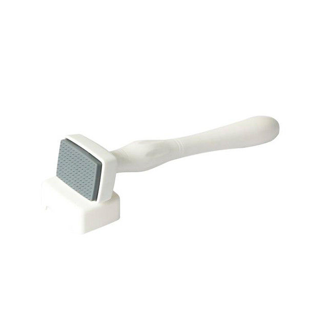 NO Stecker Typ 140 Nadeln Derma Stamp Roller für Hautverjüngung und Cellulite Reduktion